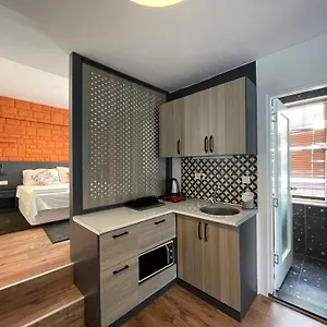 Cabbana Lara Hotel