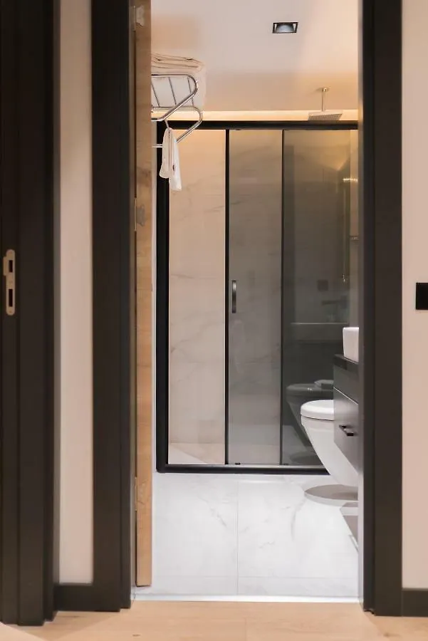 Loft85 Aparthotel Αττάλεια